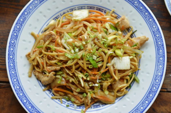 Nouilles sautées au poulet